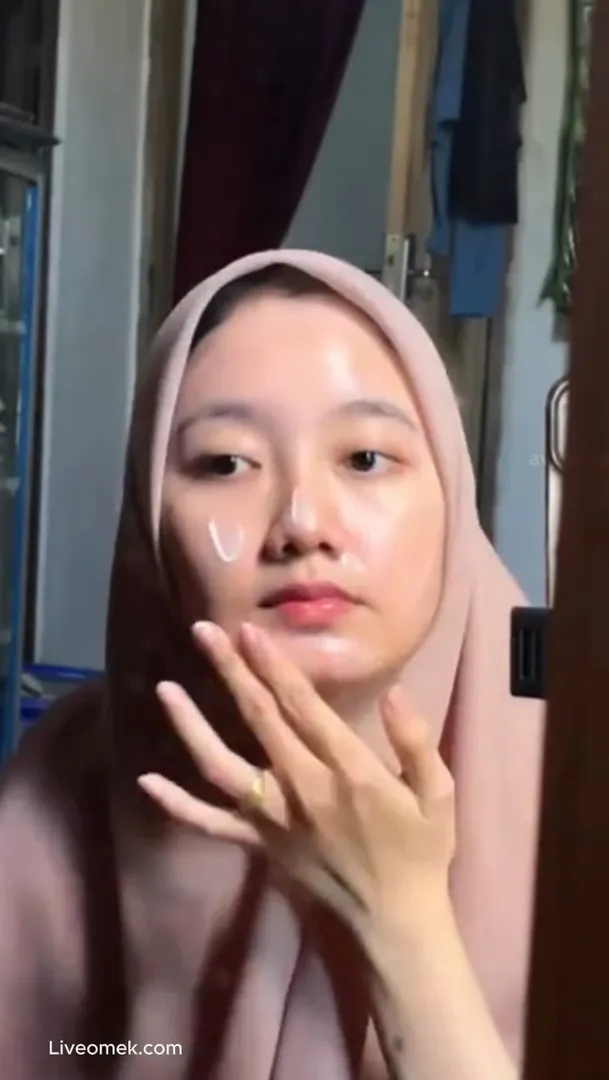 Dita Ukhti Cantik Sange Pasrah Hijabnya Dibuka