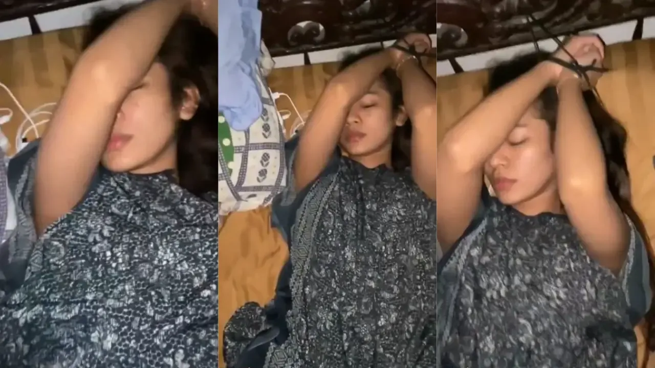 Bokep_Terbaru_-_Jam_2_Lagi_Enak_Tidur_Malah_Dimasukin...
