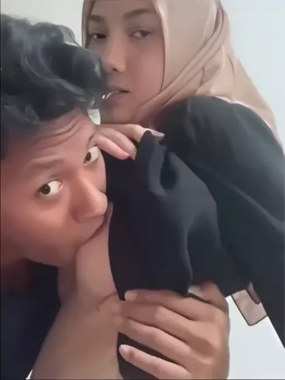 Kenyut Nenen Pacar Montok Lanjut Kocokin Sampe Crot