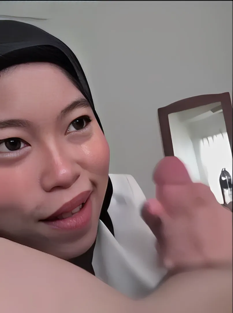 Adek Manis Belajar Emut Otong
