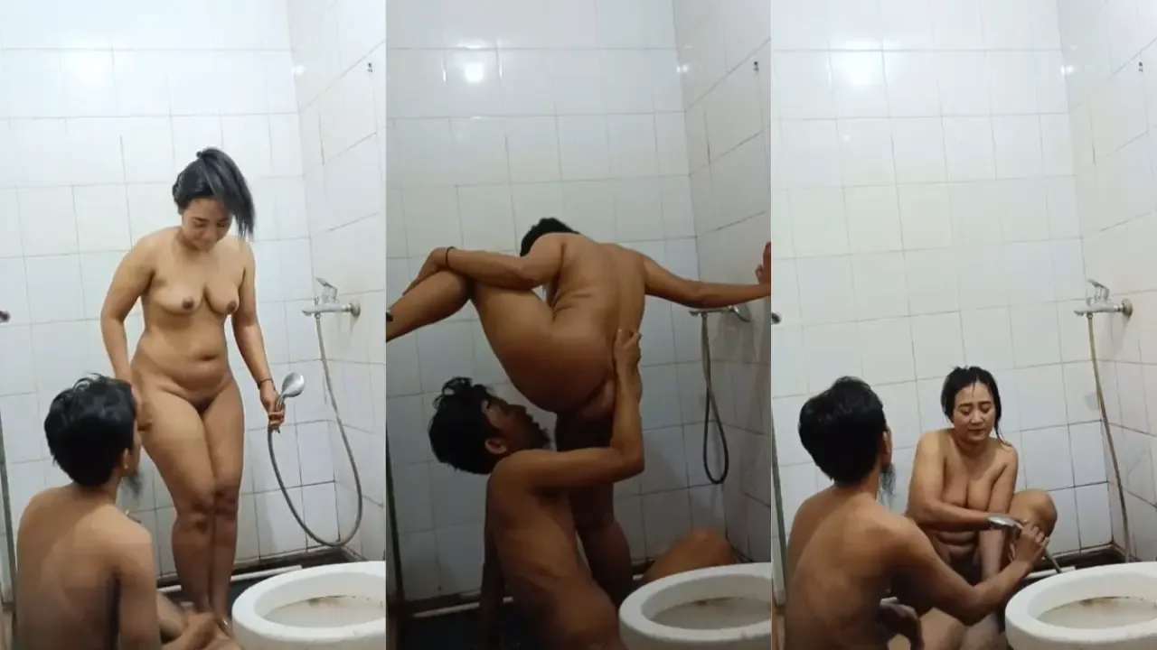 Binor Semok Telanjang Di Kamar Mandi Pamer Toket Gede Pasrah Digoyang
