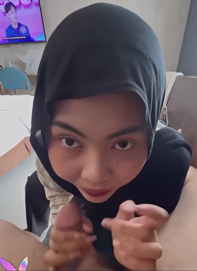 Jilbab Pinter Nyedot dan Nguleg